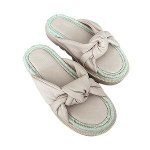 ASOS DESIGN Jemima cross strap espadrilles in light pink size US 6